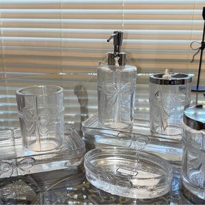 Elegant Clear Bath Accessory Set